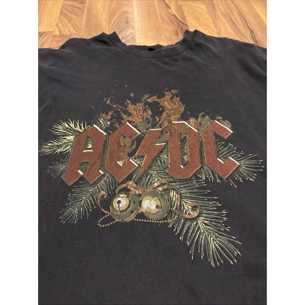AC/DC Christmas Mistletoe Vintage Graphic Shirt Unisex Size L/XL Official